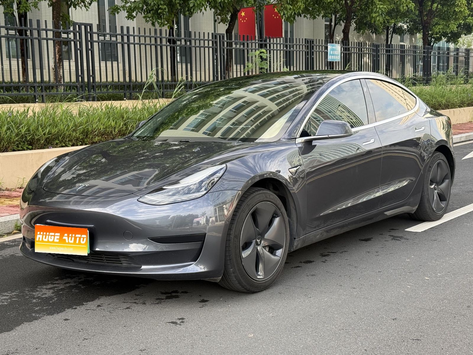 MY2019 Model 3 Standard Range RWD Upgraded 