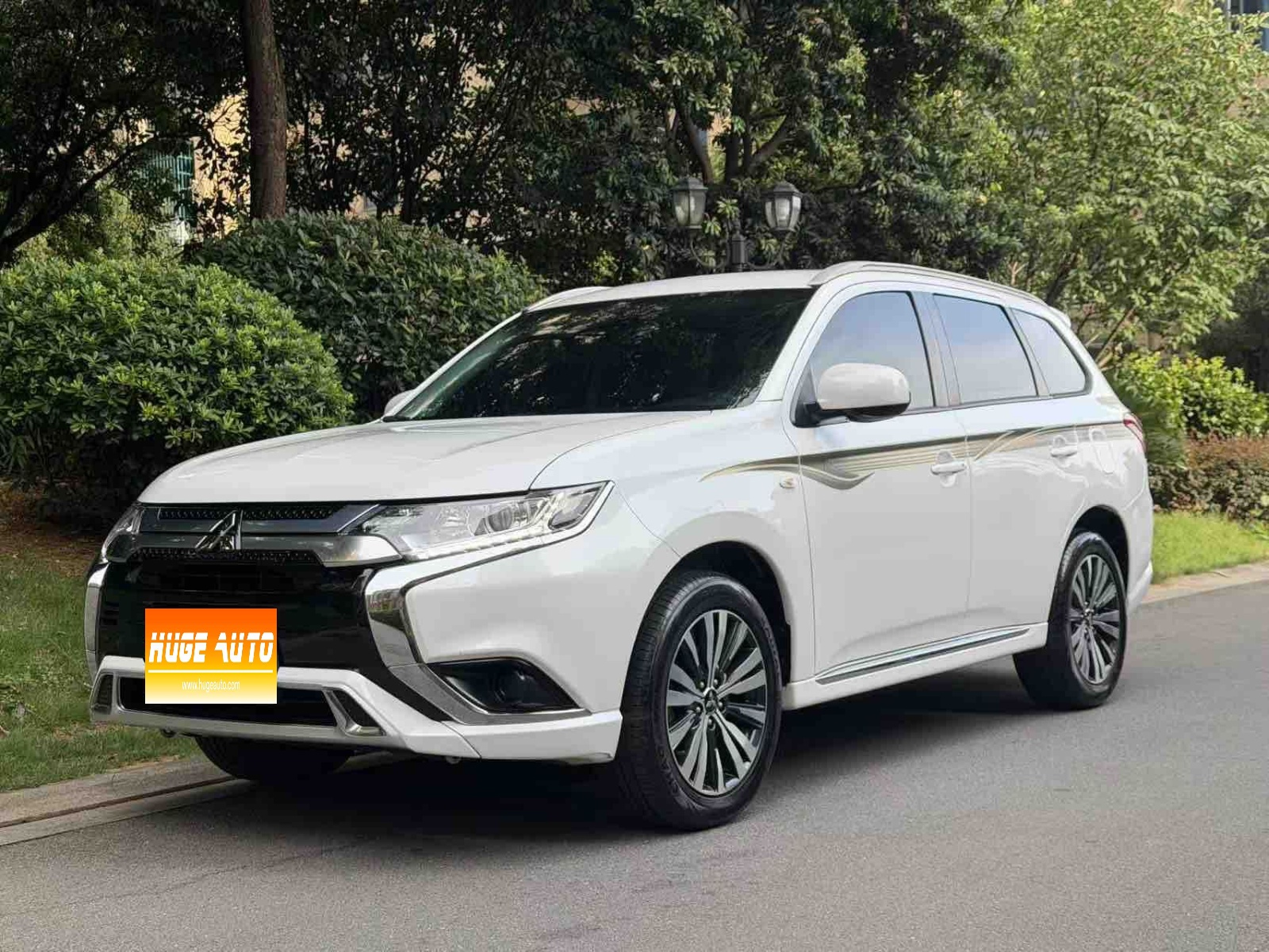2021款 欧蓝德 2.0L 两驱畅行版 5座
