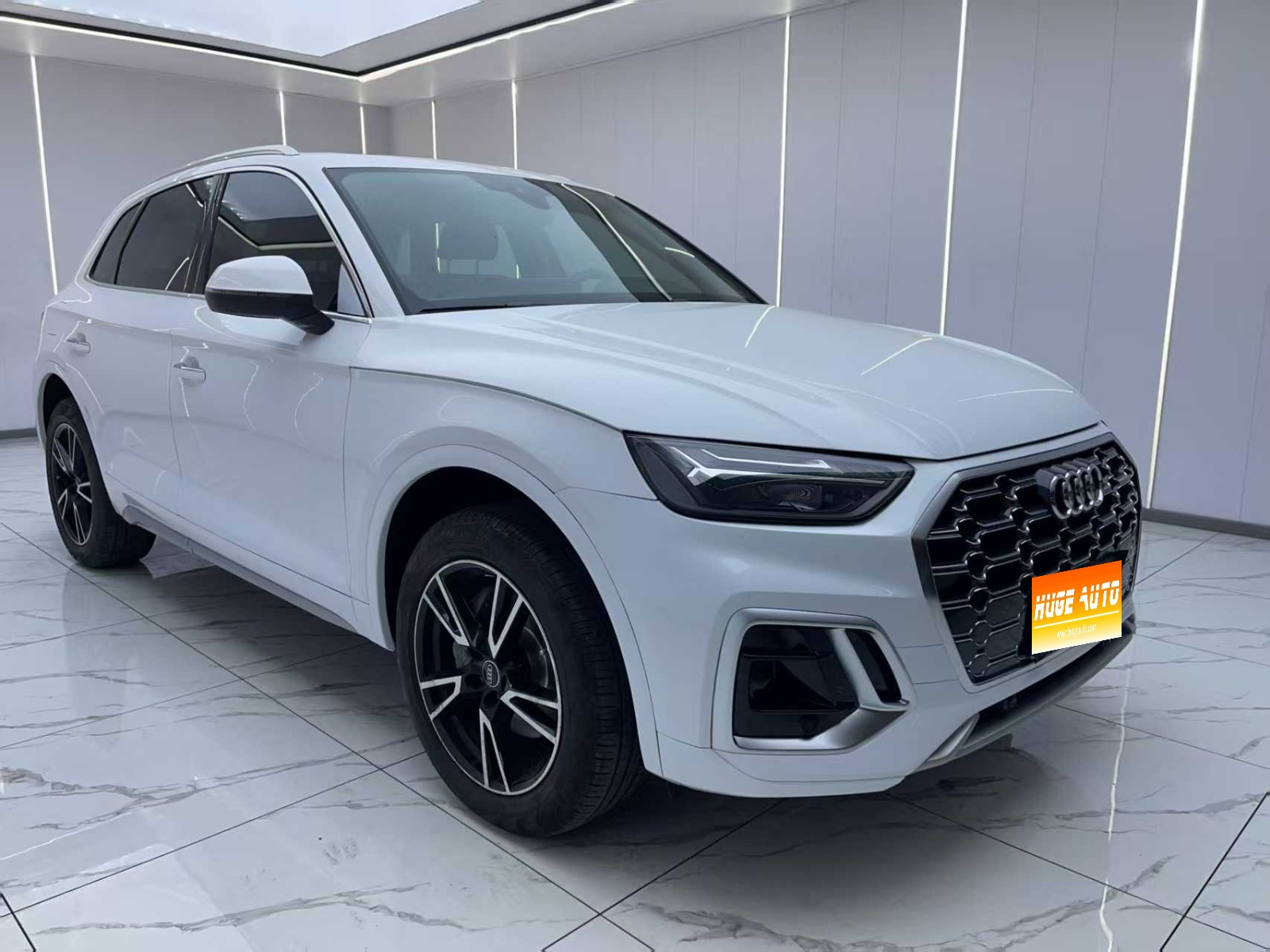MY2024 AUDI Q5L 40 TFSI Luxury Dynamic Version