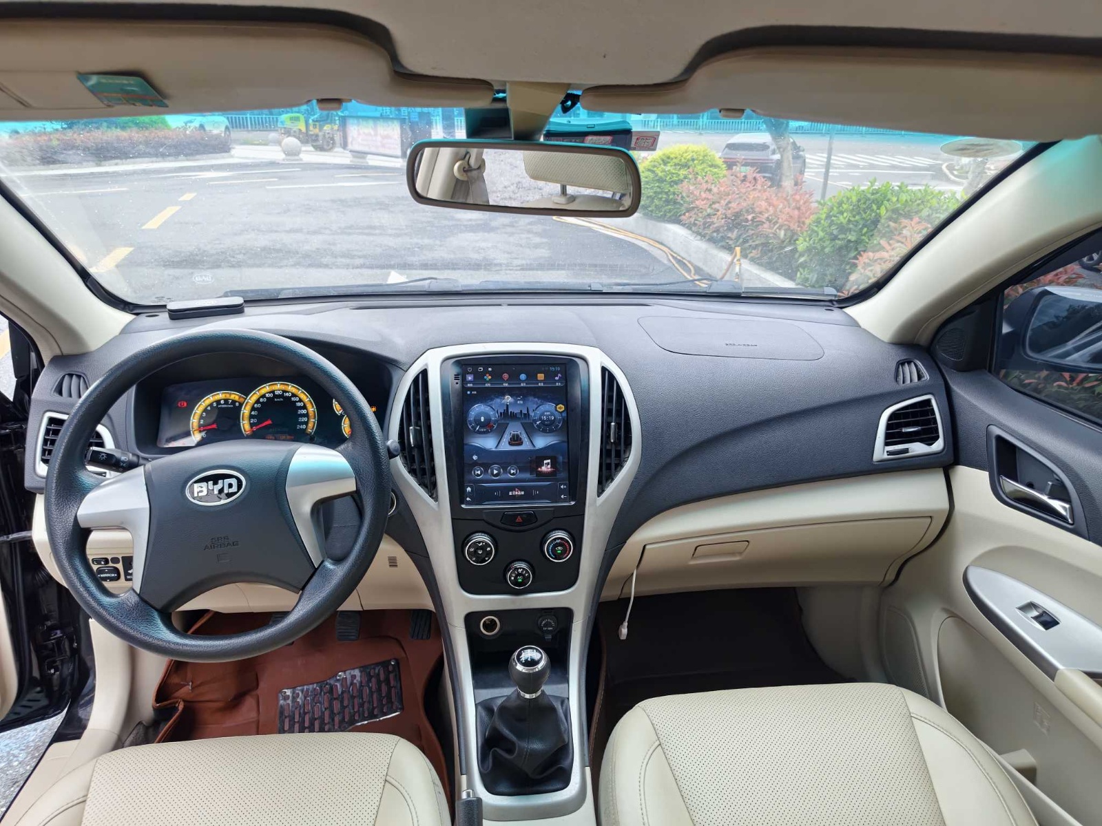 MY2015 BYD F3 Energy Saving 1.5L MT Luxury