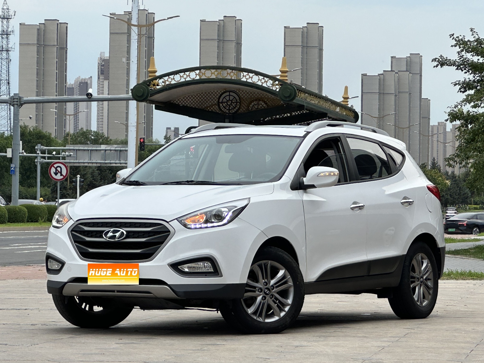 MY2013 Beijing Hyundai ix35 2.0L AT 2WD Intelligent GLS National IV