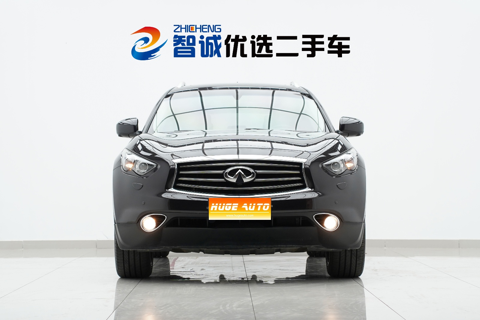 MY2013 Infiniti QX70 3.7L Exceed Version