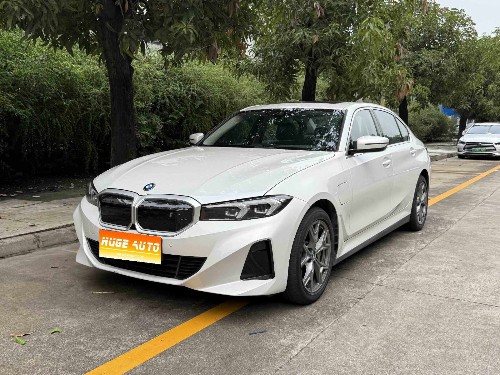 MY2022  BMW  i3 eDrive 35 L