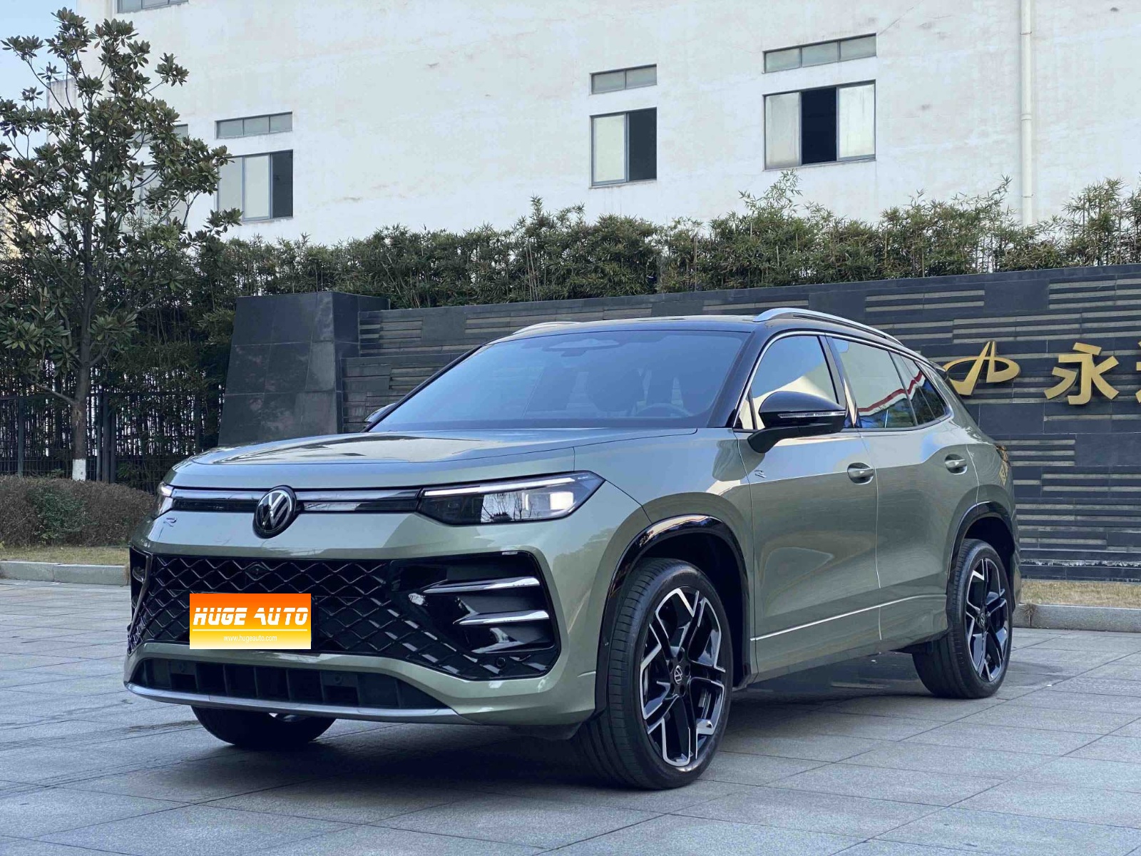 MY2025 Tayron L 380TSI 4WD Luxury Easy Pack.