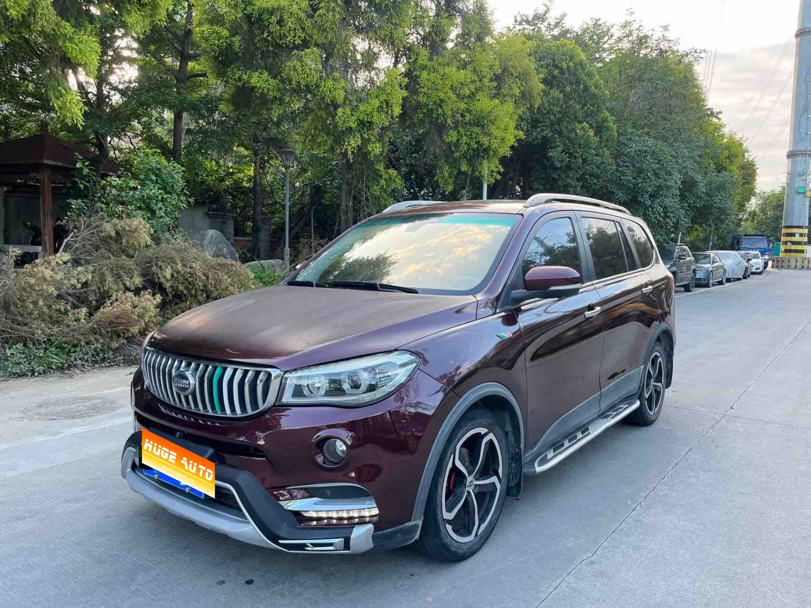 MY2016 SWM X7 1.5T MT Luxury Version 7-Seat 