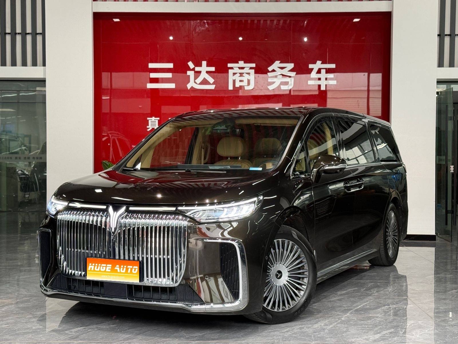 MY2025 VOYAH Dreamer PHEV 4WD Flagship Kunpeng