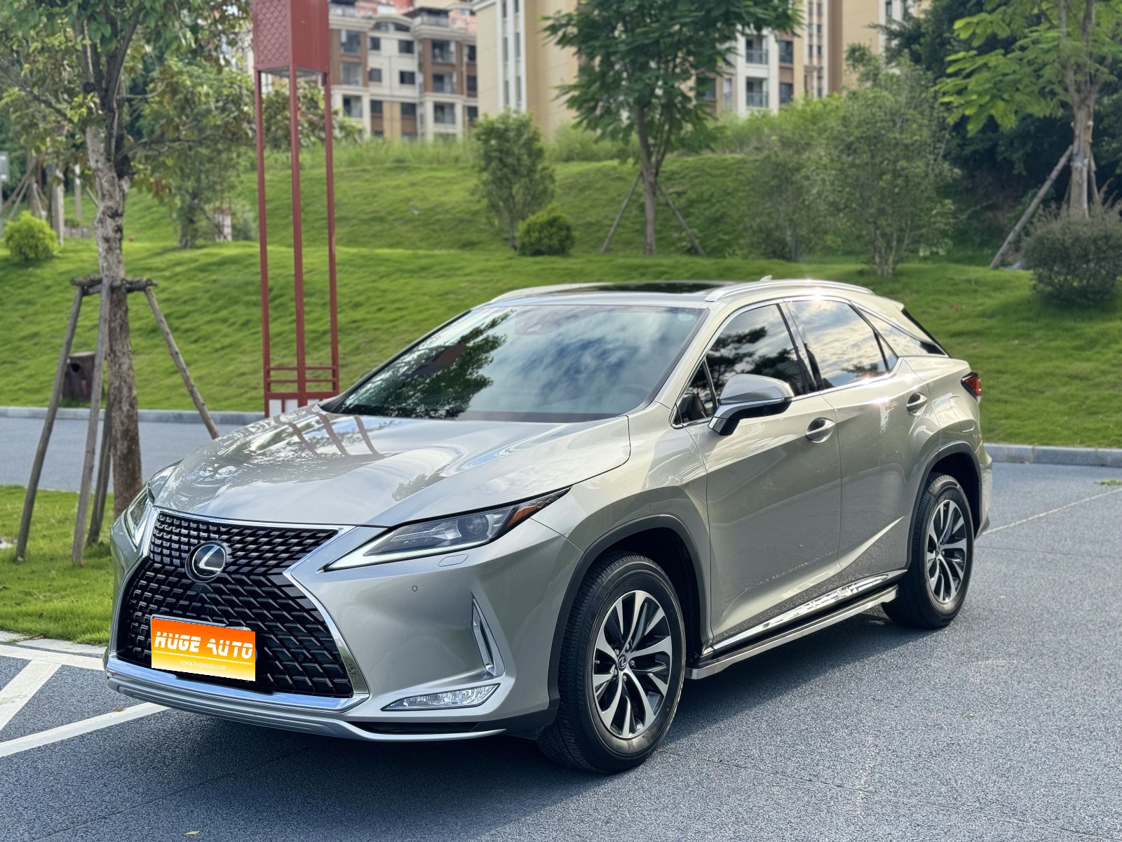 MY2020  Lexus RX  Facelift  300  2WD  Confort