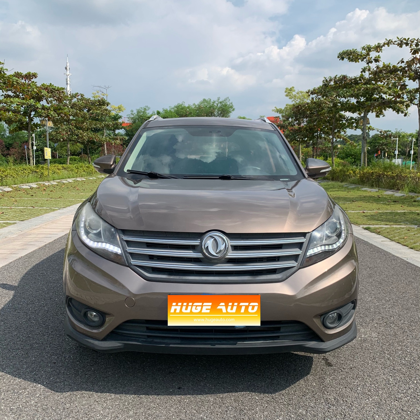 MY2016 Dongfeng FONGON 580 Facelift 1.5T CVT Comfort Version 