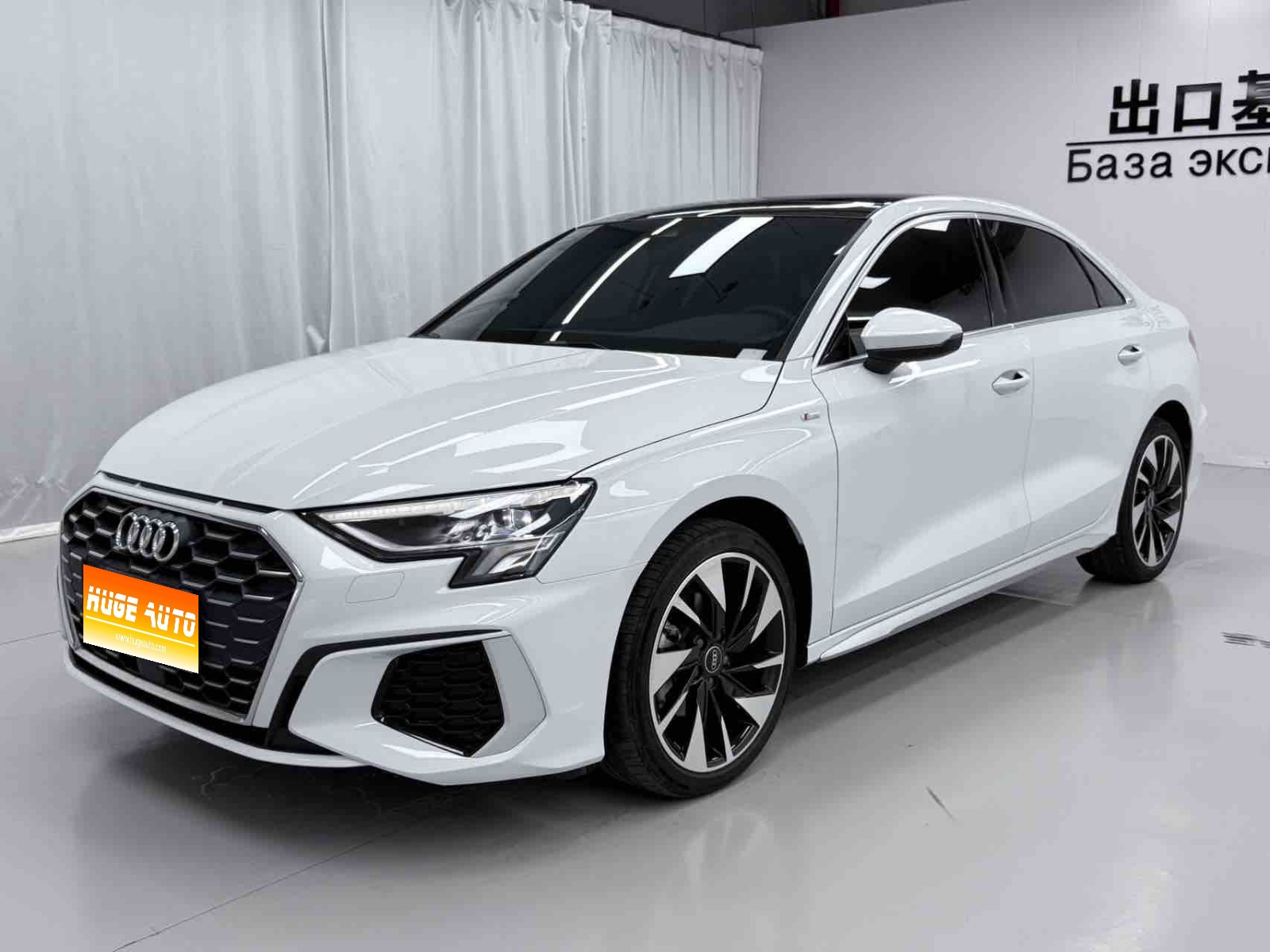 2022款 奥迪A3 A3L Limousine 35 TFSI 时尚运动型