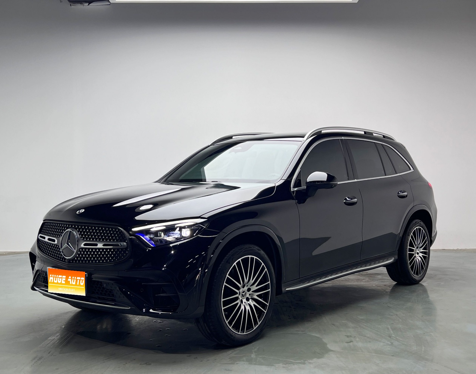 MY2025 Mercedes Benz GLC 300 L 4MATIC Luxury Version 5 seats