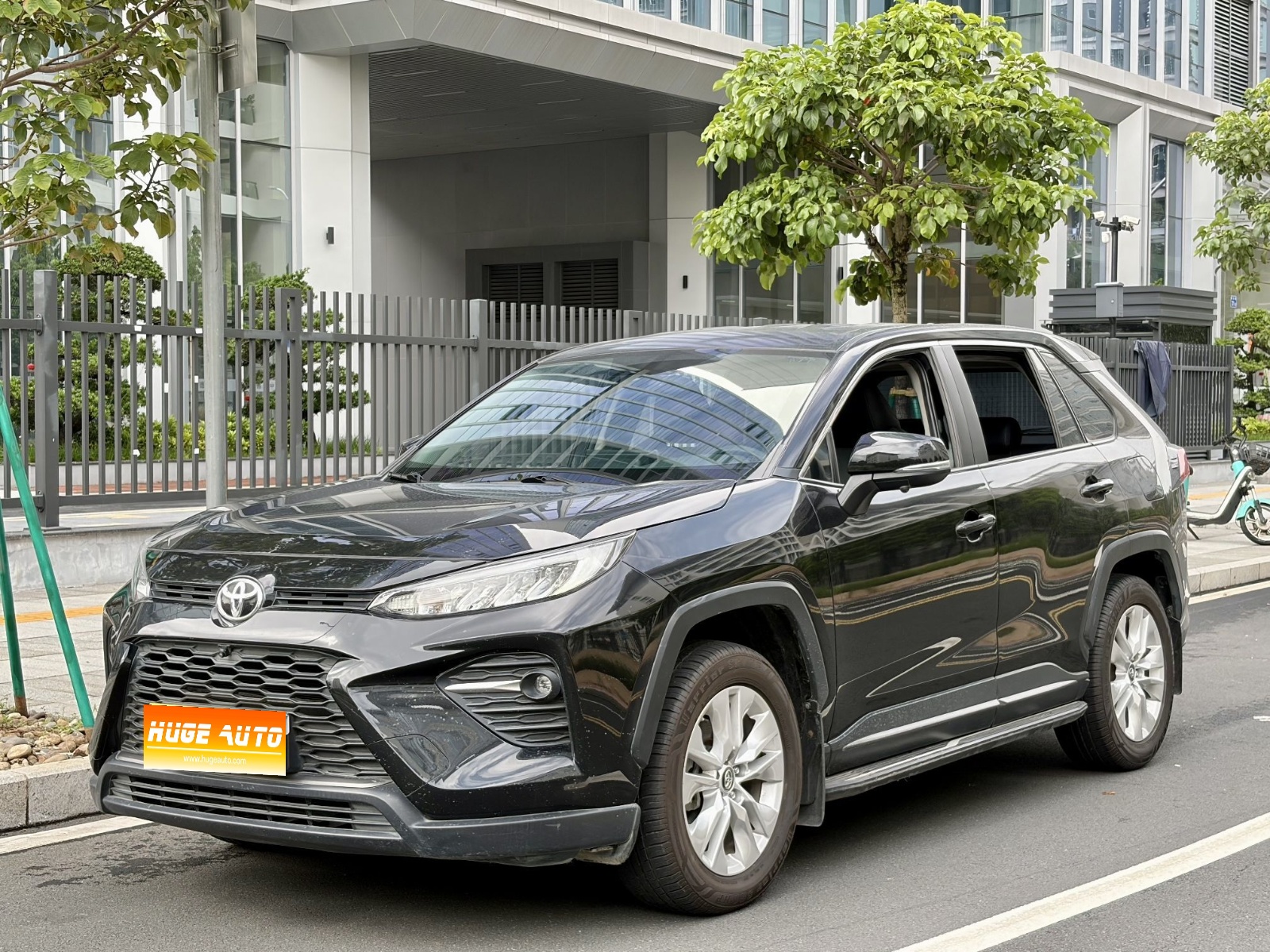 MY2022 Wildlander 2.0L CVT 2WD Lead Version