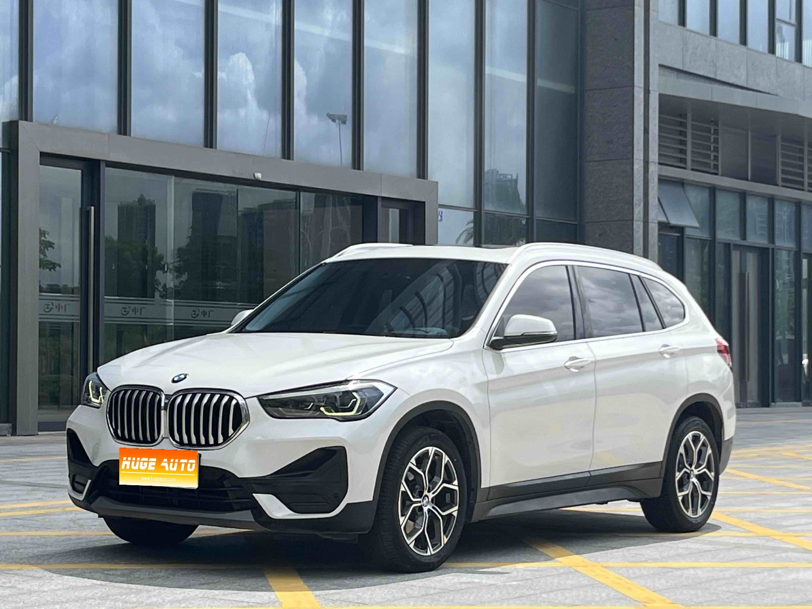 MY2022 BMW X1 sDrive25Li Lead Version 