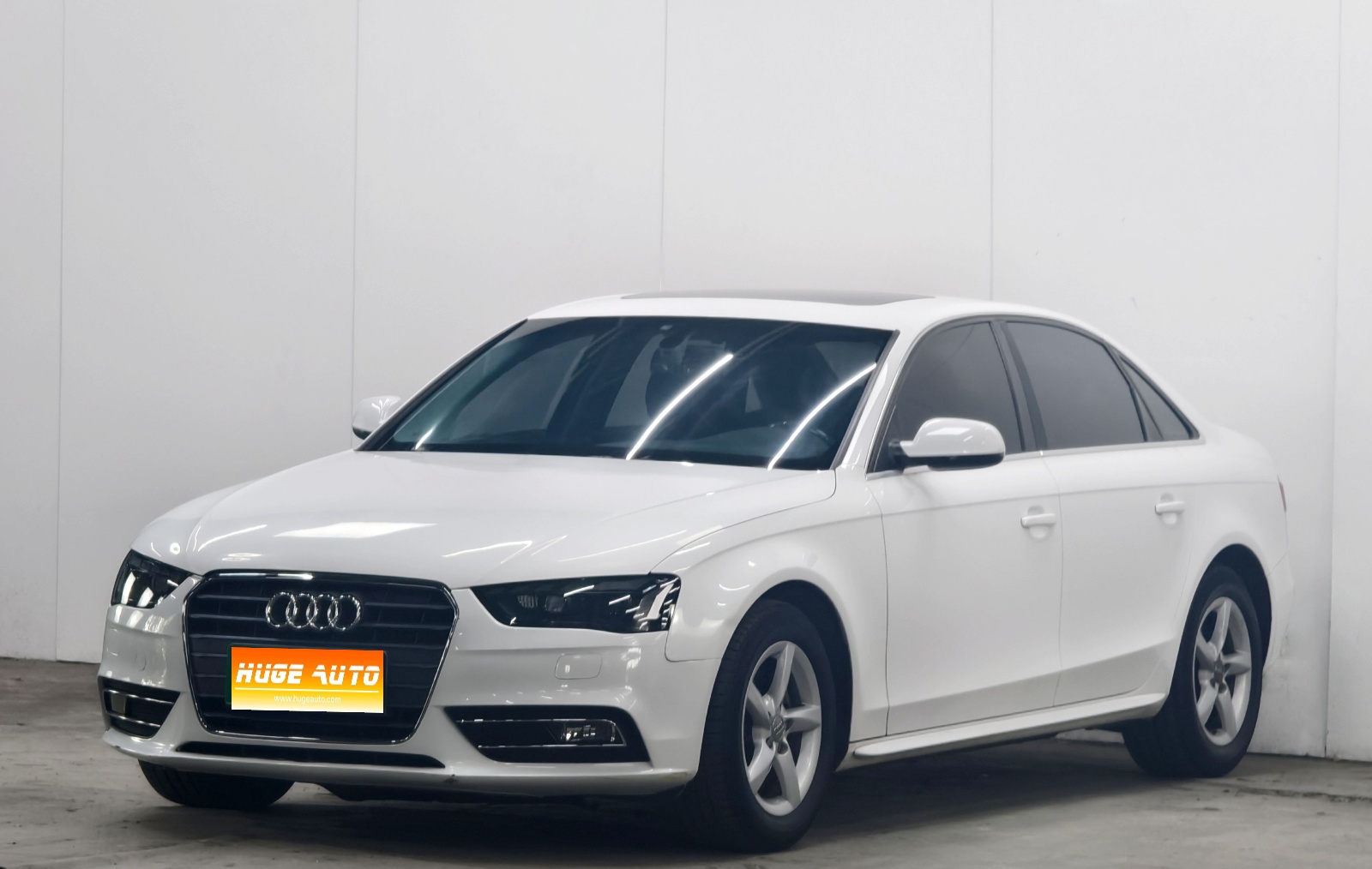 2015款 奥迪A4L 30 TFSI 自动舒适型