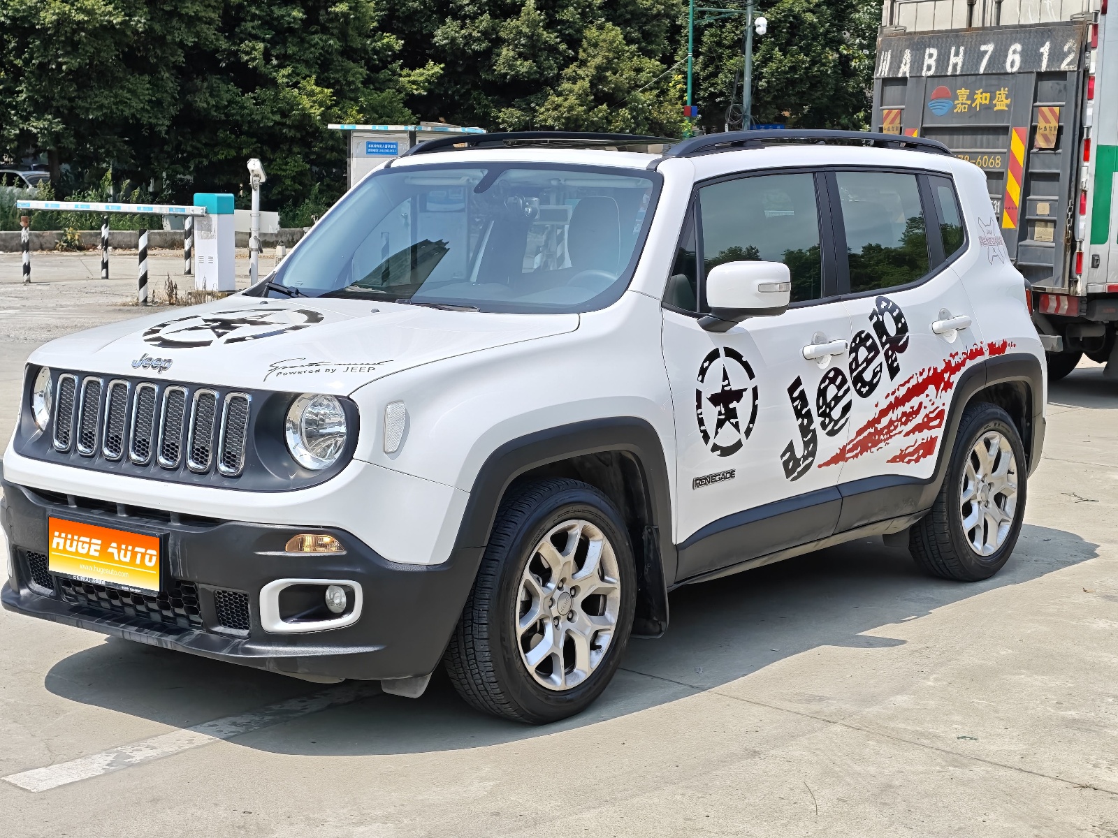 MY2018 Renegade Connect Big Screen 180TS AT High Performance 