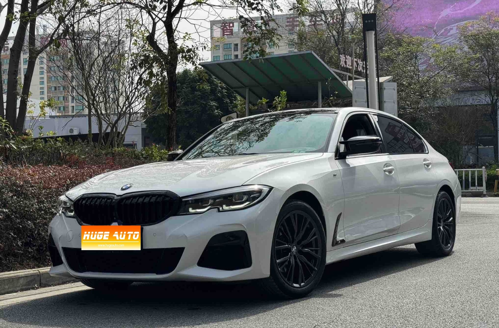 MY2020 BMW 3 Series 325Li M Sport Night Kit 