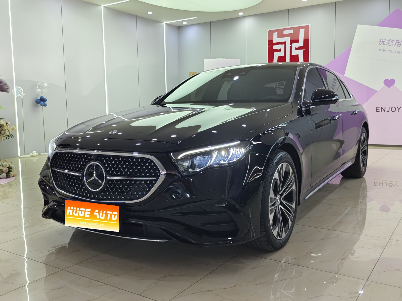 2024款 奔驰E级 改款 E 300 L 时尚运动型
