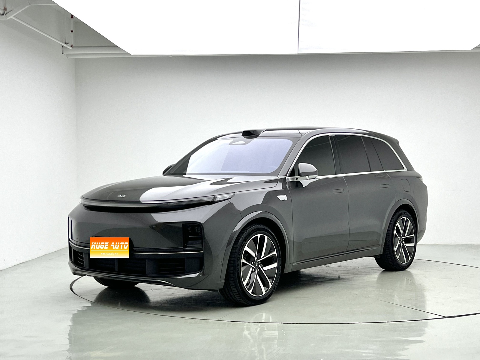MY2023 Li L8 Max