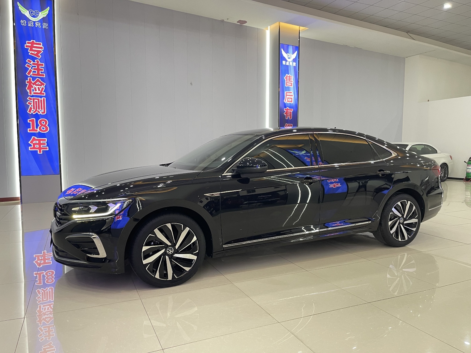 MY2023  Passat   Facelift  330TSI  Elite