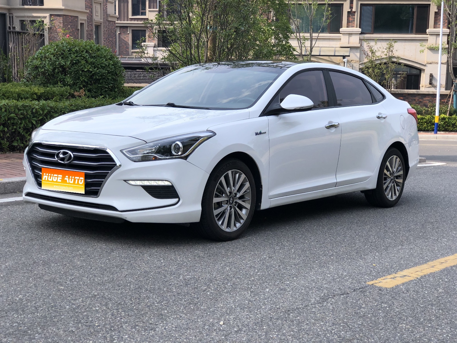 MY2017 Mistra 1.6T AT Intelligent Version GLS National V 
