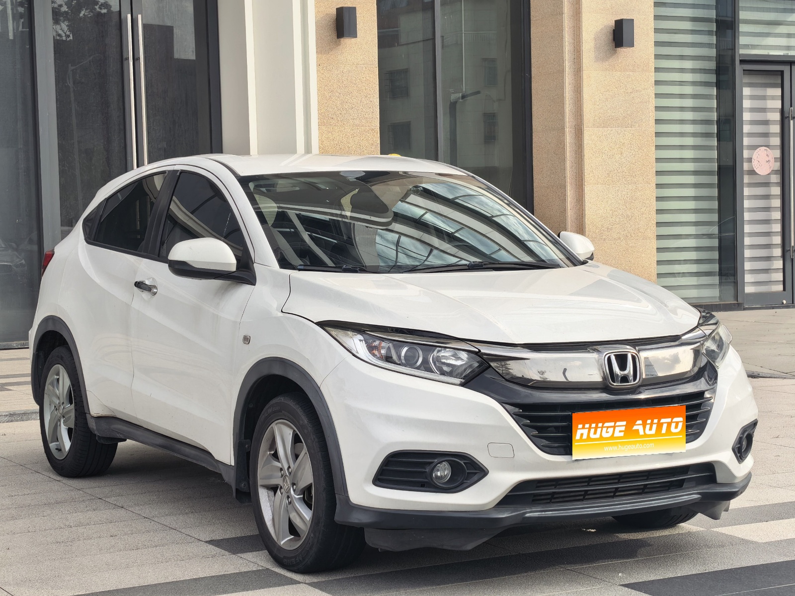 MY2019 Vezel 220TURBO CVT Elite Version National VI