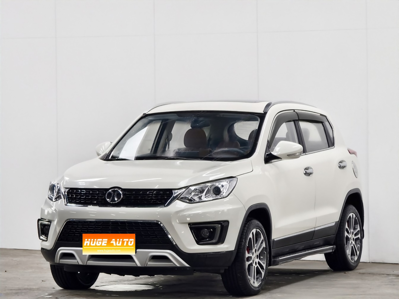 MY2016 Senova X35 1.5L MT Luxury Version 