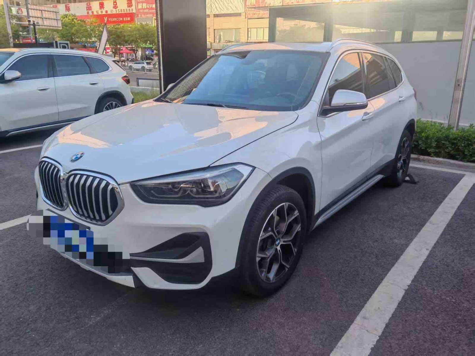 MY2022 BMW X1 sDrive20Li Exclusive Version 