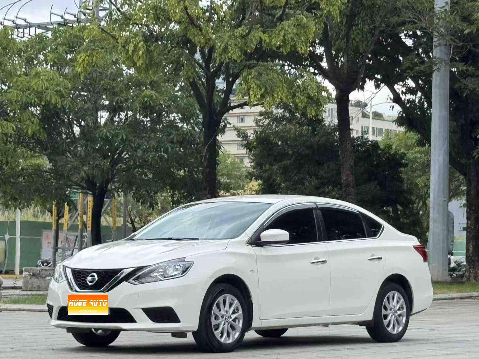 MY2024 Sylphy Classic 1.6XE CVT Comfort