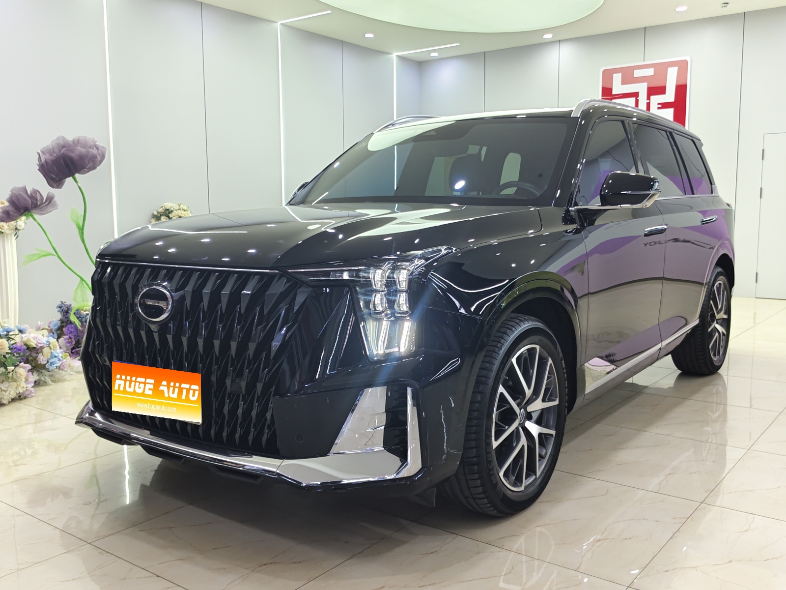 MY2022 Trumpchi GS8 Hybrid 2.0TM 2WD Distinguished 7 seats