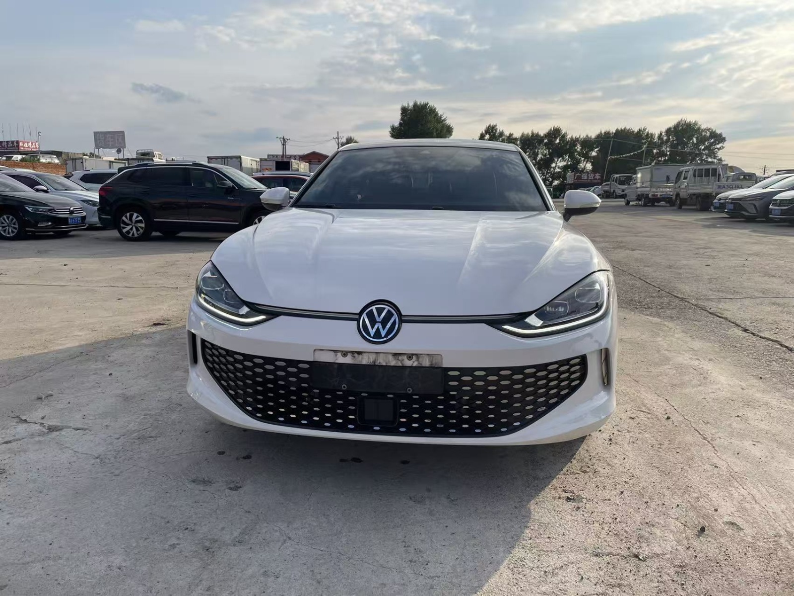 MY2023 Lamando L 280TSI DSG Cool