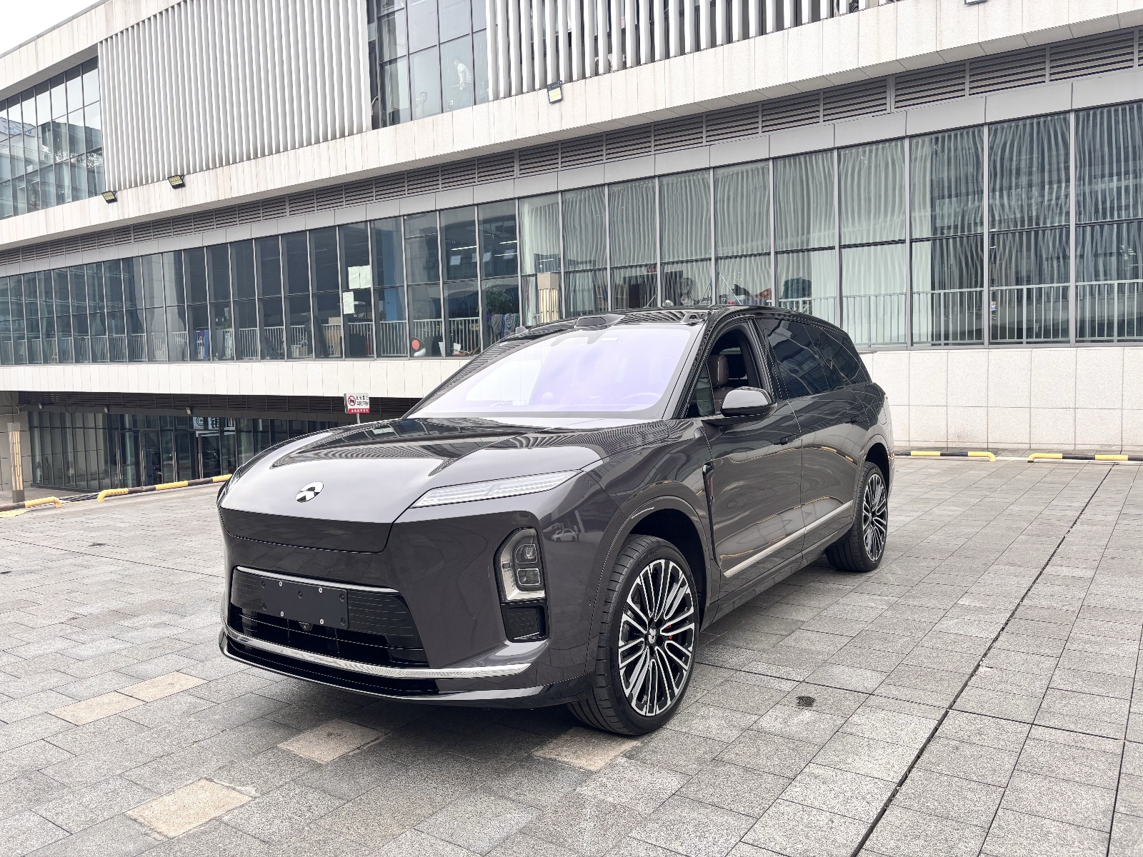 MY2026 NIO ES8 6 Seats Executive Signature