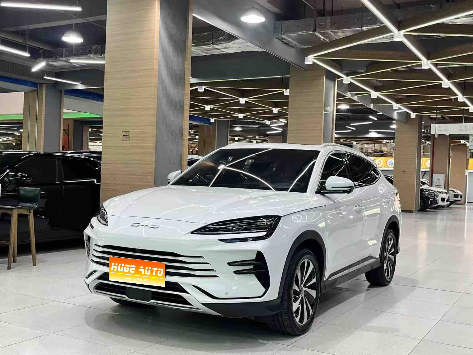 2023款 宋PLUS新能源 冠军版 DM-i 150KM 旗舰PLUS