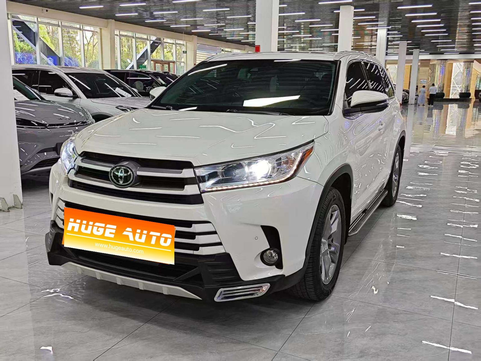MY2018 Highlander 2.0T 4WD Luxury Version 7-Seat National VI