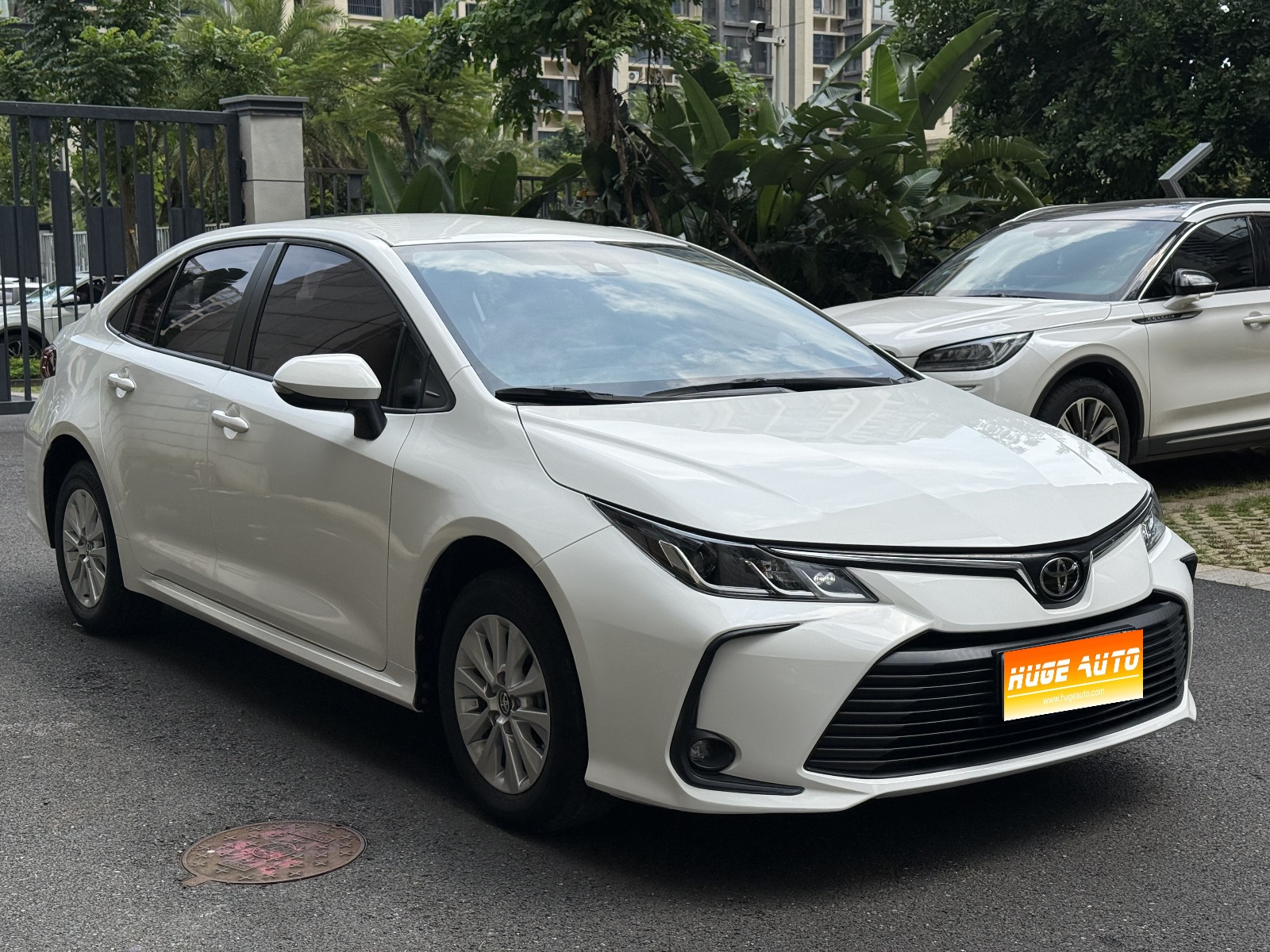 2023款 卡罗拉 1.2T 精英版