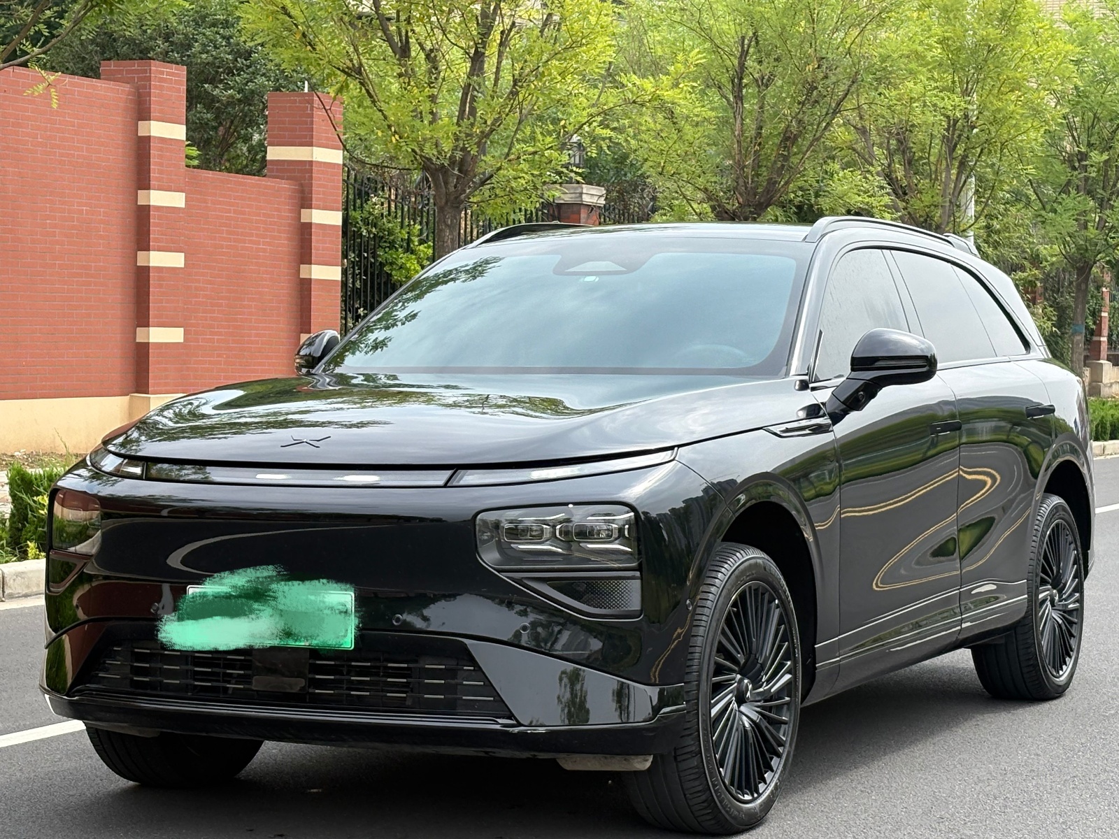 MY2025 Xpeng G9 680 Ultra-Long Range 4WD Max