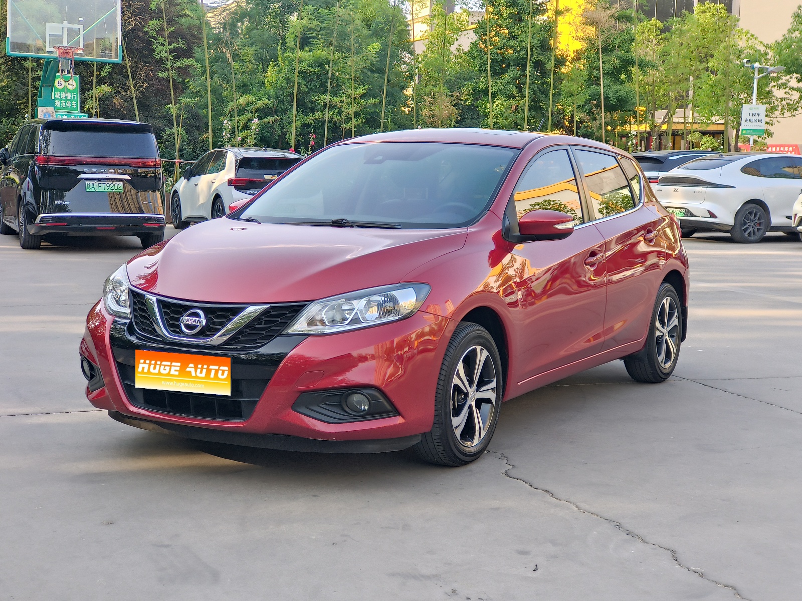 MY2020 Tiida 1.6L CVT Enjoy Version 