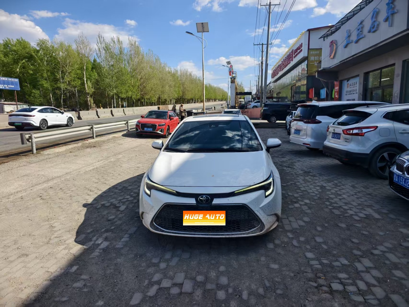 MY2023  Levin  185T CVT Luxury