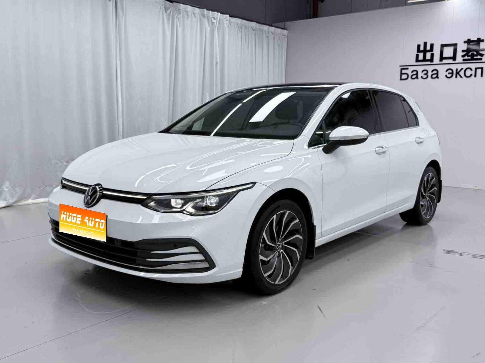 MY2023 Golf 280TSI DSG Pro