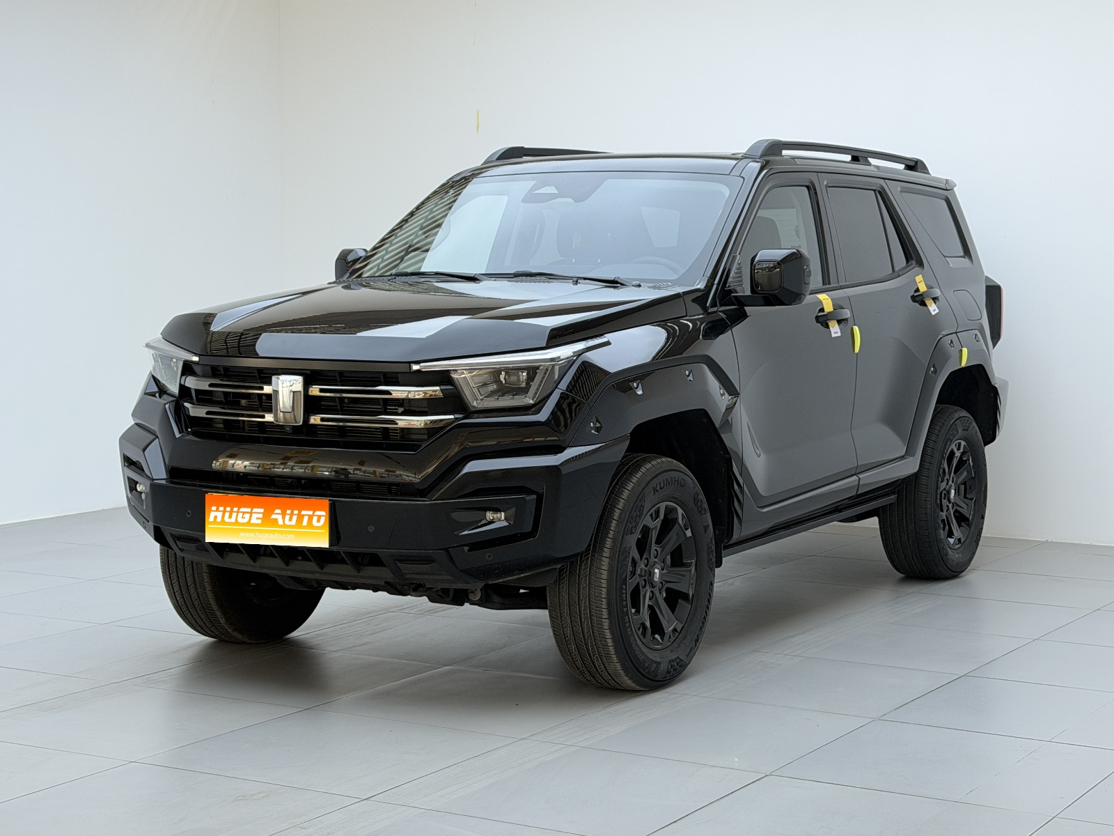 MY2024 TANK 400 NEV Hi4-T Off-road