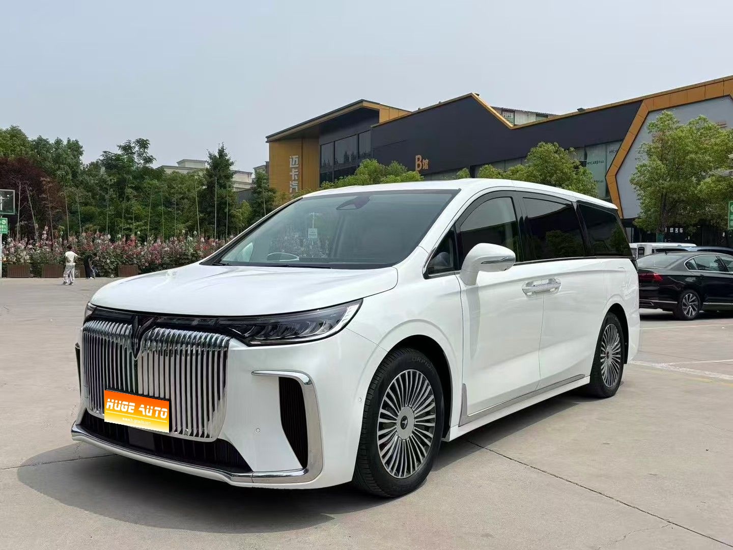 MY2025 VOYAH Dreamer PHEV 4WD Flagship ADS