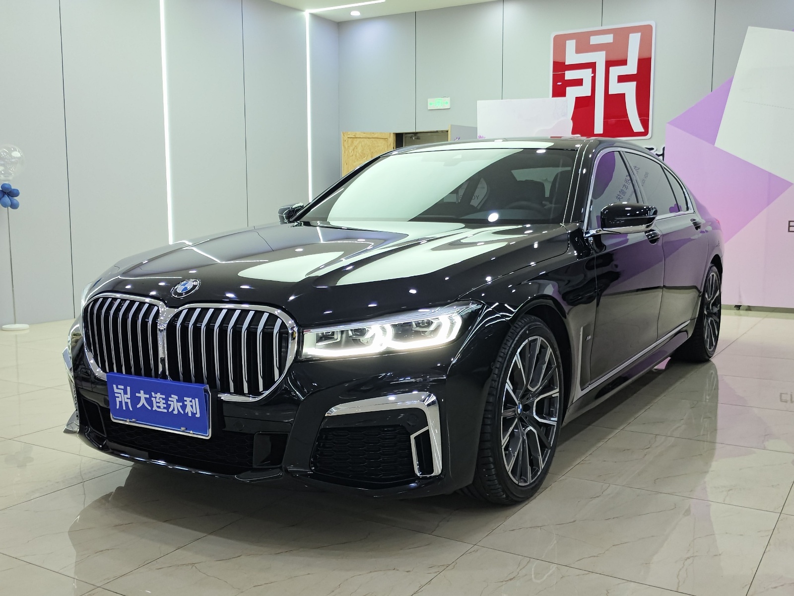2021款 宝马7系 740Li 领先型 M运动套装