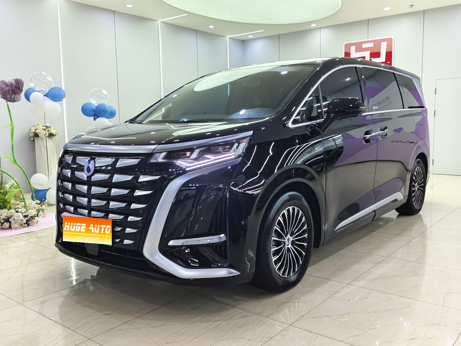 MY2024 DENZA D9 DM-i 1050 Exclusive