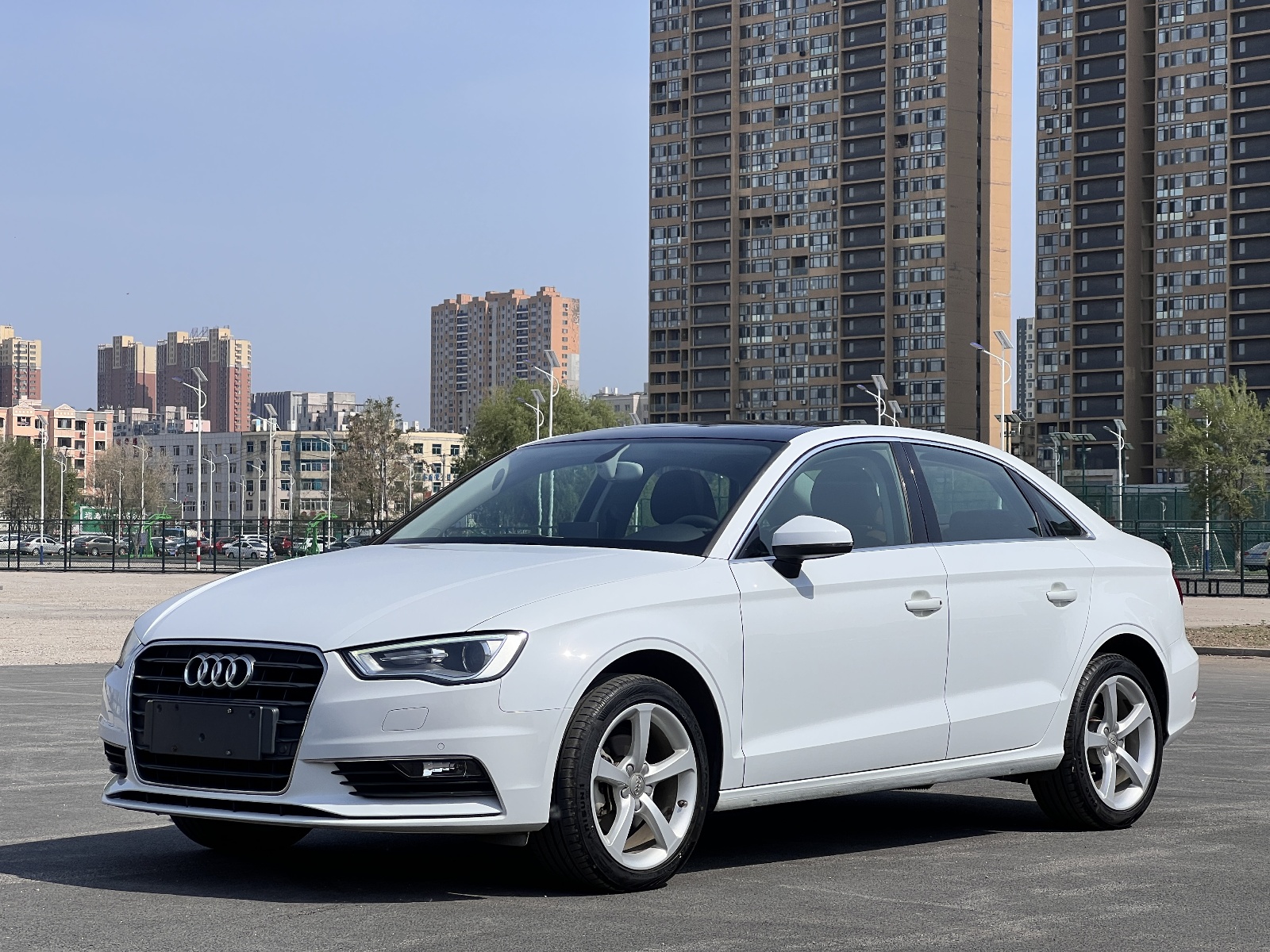MY2015 Audi A3 Limousine 35 TFSI Million-memorial Comfort Version