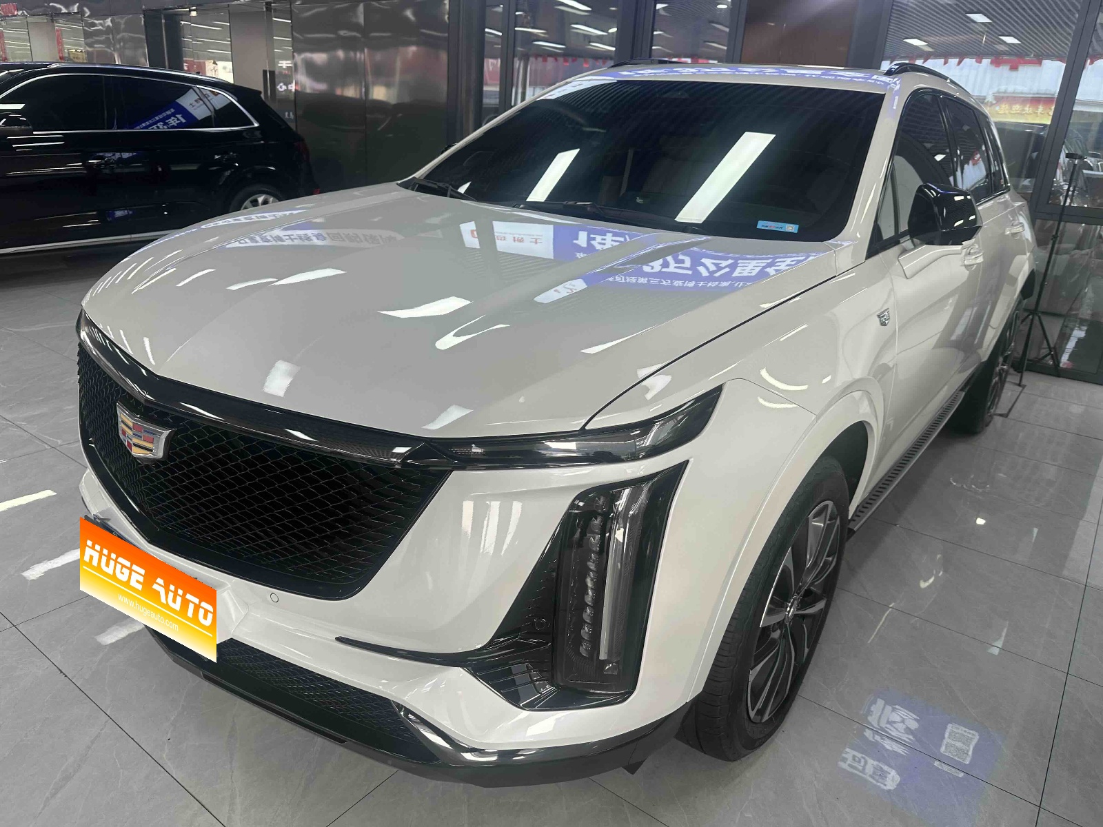 MY2025 Cadillac XT5 2.0T Distinguished Version