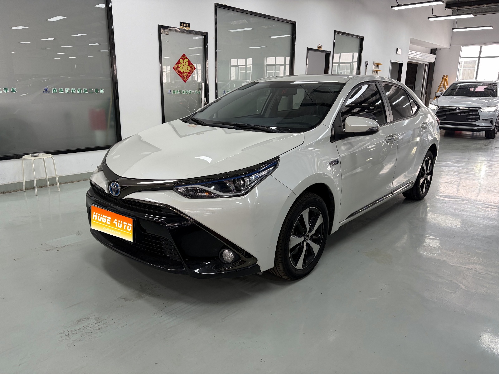 MY2019  Levin  THS E+ 1.8PH V E-CVT Luxury