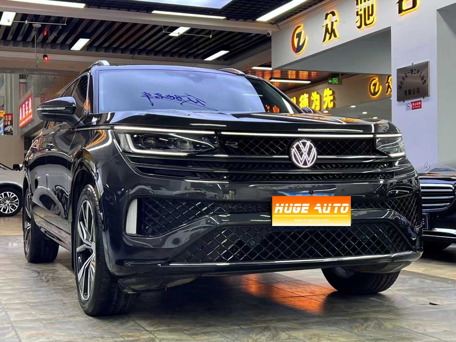MY2023 Tavendo 380TSI 4WD R-Line First Edition