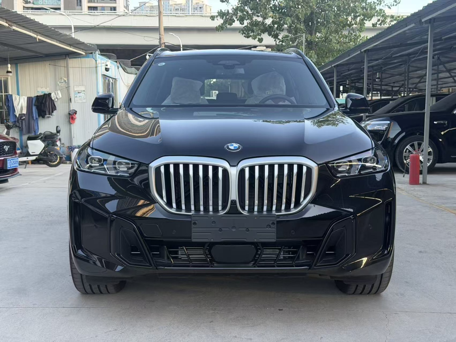 MY2026 BMW X5 Facelift xDrive 40Li M Sport Night Kit
