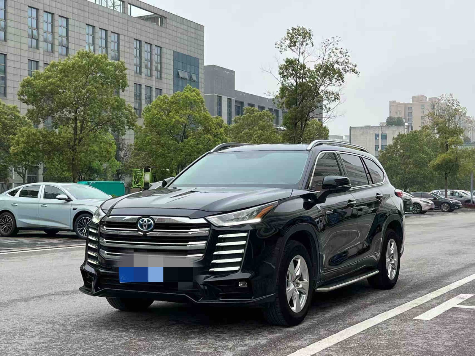 MY2024 Highlander 2.5L THS-II 2WD Elite Version 5 seats