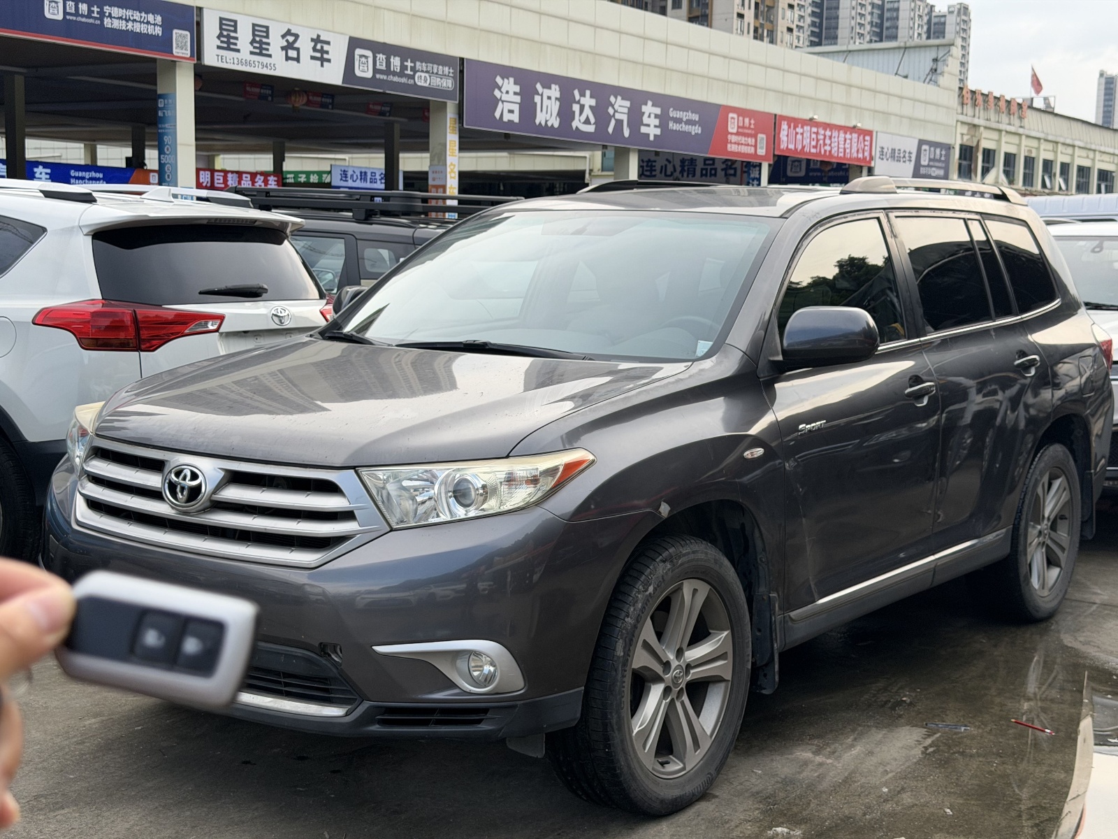 MY2012 Highlander 2.7L 2WD 7 seaters Luxury 