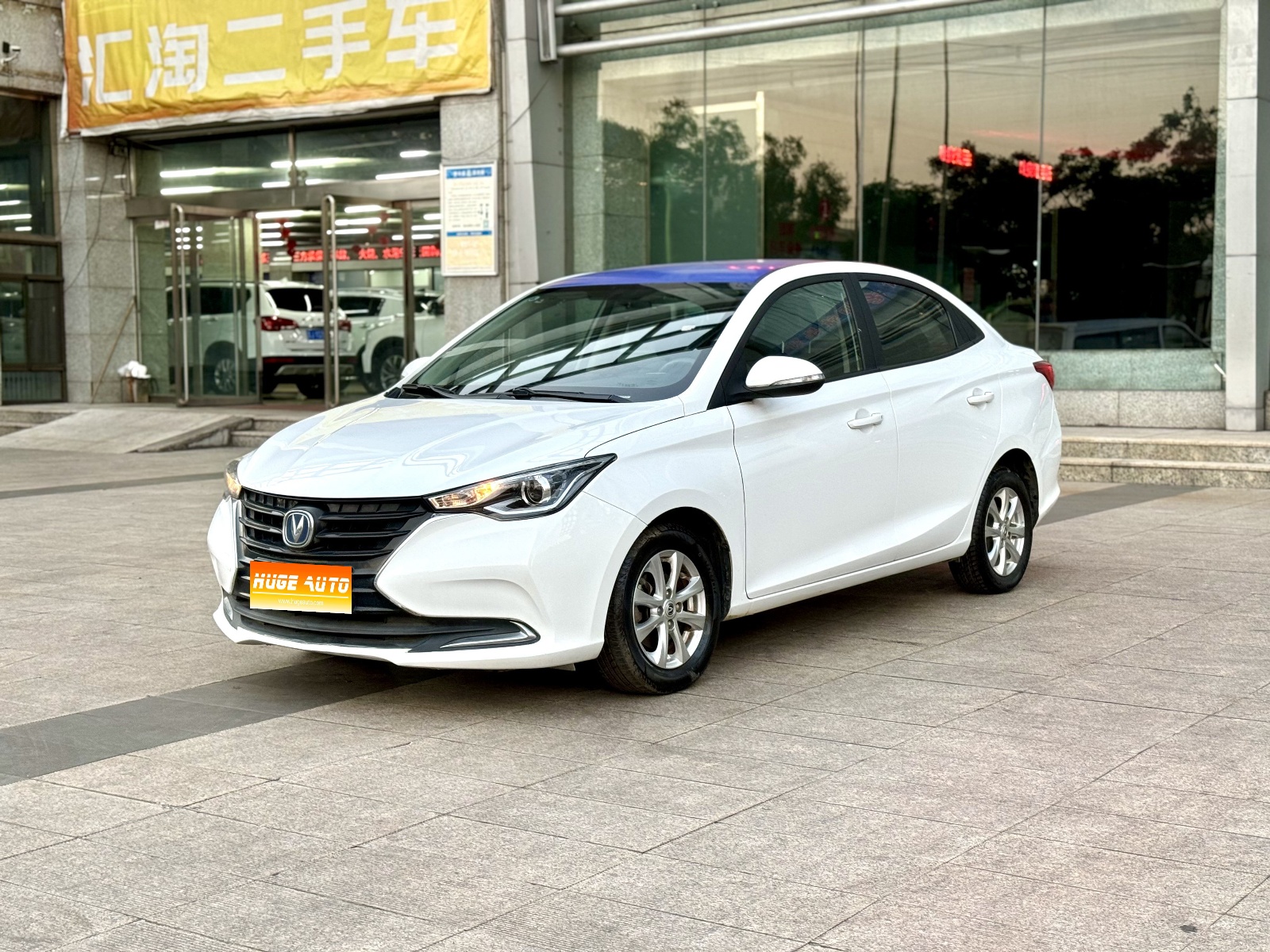 MY2017 Verano Sedan 15S AT Lead Version 