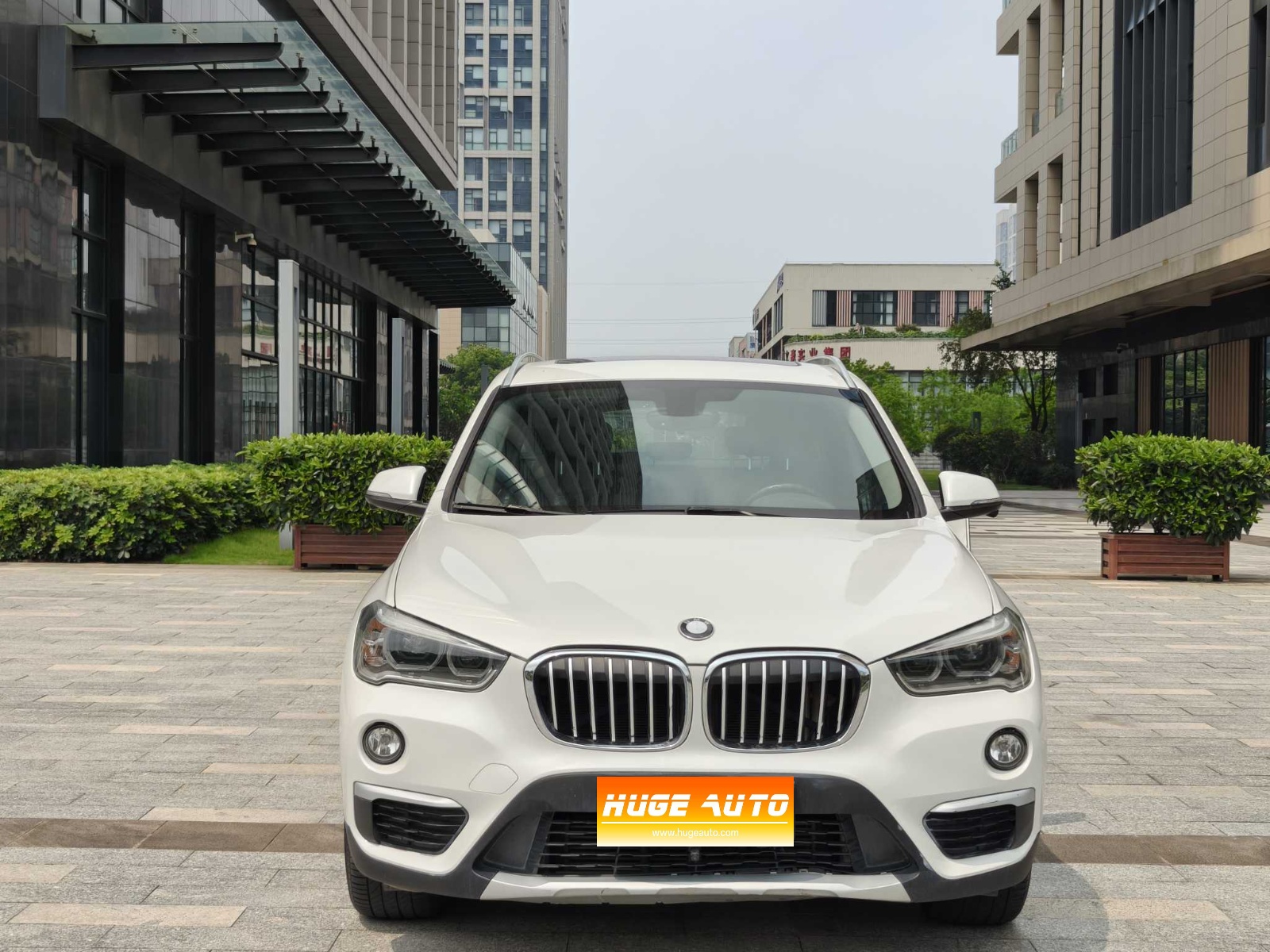 MY2018 BMW X1 xDrive20Li Exclusive Version 